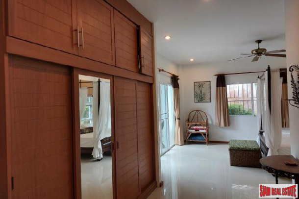 Large 1 Bedroom (81 Square Meters) Apartment In A Great Location - Jomtien-19