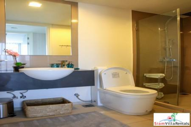 2 Bedroom Condo on The Base of Pratumnak Hills South Pattaya-11