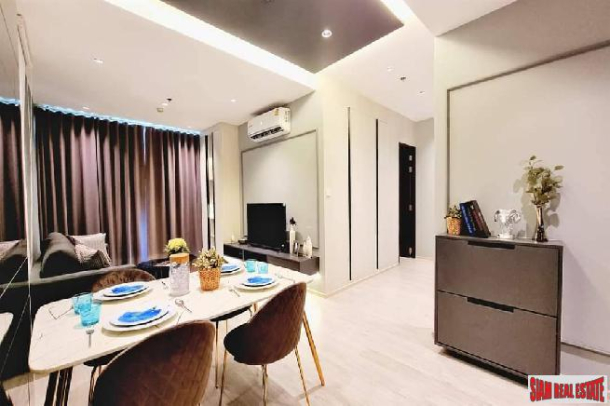 Sky Walk Condo | Large Two Bedroom on 21st Floor at Phra Khanong-14