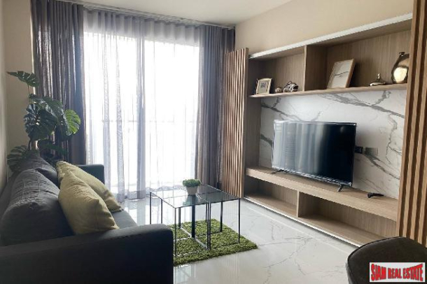 Sky Walk Condo | Elegant Two Bedroom  for Rent in Phra Khanong.-5