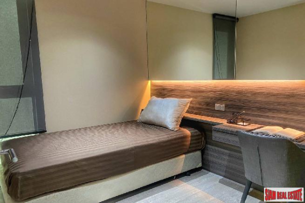 Sky Walk Condo | Elegant Two Bedroom  for Rent in Phra Khanong.-9