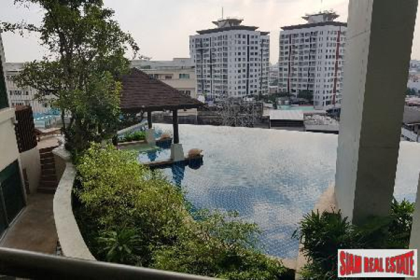 Sky Walk Condo | City Views from this One Bedroom + Study Room in Phra Khanong-15