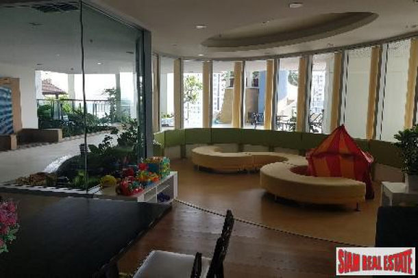 Sky Walk Condo | Beautifully Decorated Two Bedroom with City Views in Phra Khanong-14