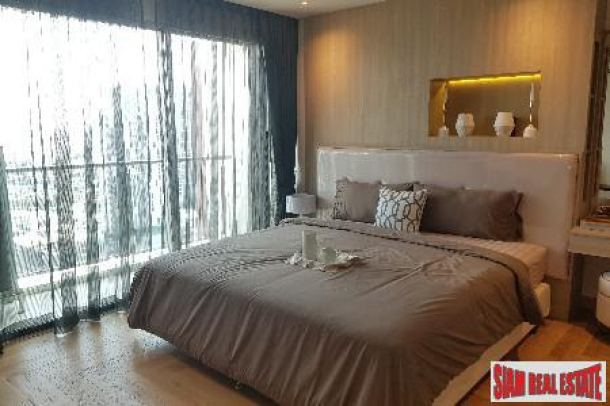 Sky Walk Condo | Beautifully Decorated Two Bedroom with City Views in Phra Khanong-2