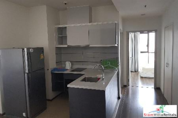 WYNE Sukhumvit | Two Bedroom in a Great Location for Rent in Phra Khanong-15