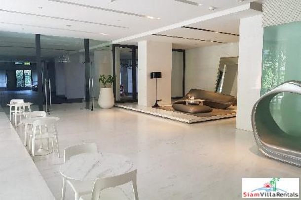 WYNE Sukhumvit | Two Bedroom in a Great Location for Rent in Phra Khanong-2