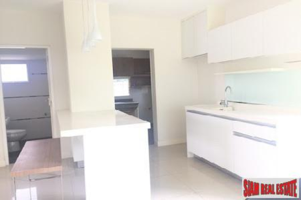 Modern Three Bedroom with Large Garden in Suthep, Chiang Mai-5