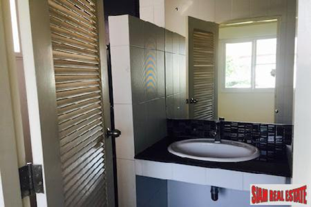 Cozy Two Bedroom House for Sale Near Chiang Mai University-11
