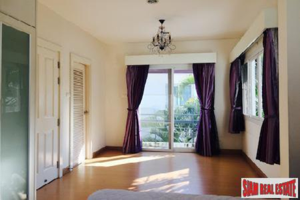 Cozy Two Bedroom House for Sale Near Chiang Mai University-14