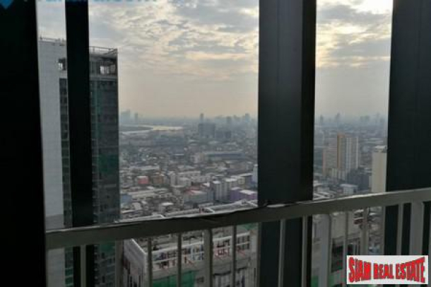Park 24 Condo | One Bedroom with River Views located off Sukhumvit 24-1