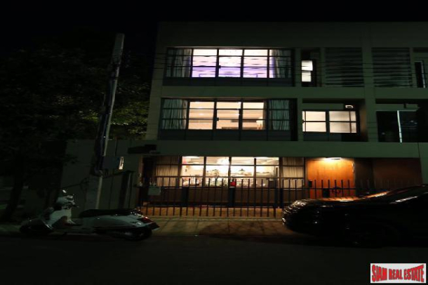 Asoke Place |Condo for Rent on Sukhumvit 21 near MRT, BTS Asoke-22