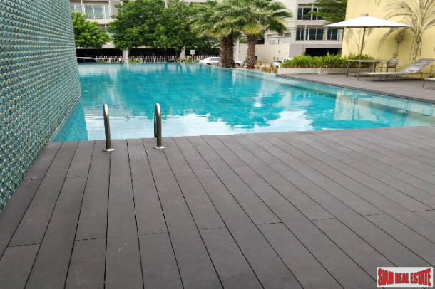 1 Bedroom Luxury High Rise with Fantastic Pools and Facilities for Rent-27