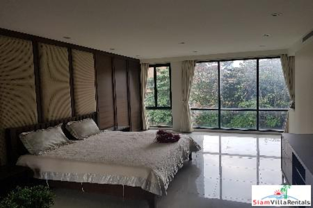 Resort In Town 2 | Spacious and Elegant Five Bedroom in Asoke Bangkok-12
