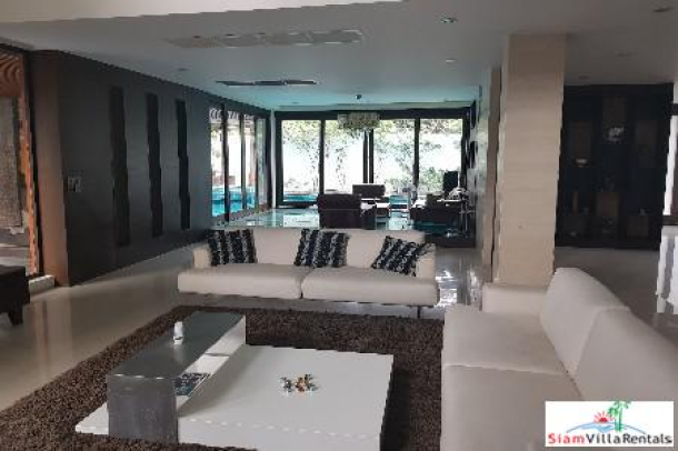 Resort In Town 2 | Spacious and Elegant Five Bedroom in Asoke Bangkok-4