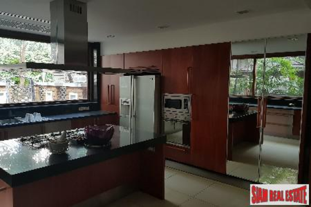Private, Luxurious and Convenient House on Sukhumvit 24, Bangkok-11