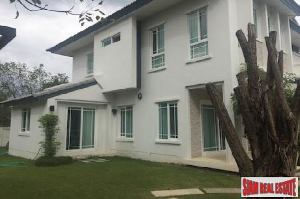 Three Modern Home in New Lakefront Development, Suthep, Chiang Mai-18