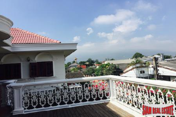Expansive Eight Bedroom Opposite Lanna Golf Course in Chang Phuak, Chiang Mai-9