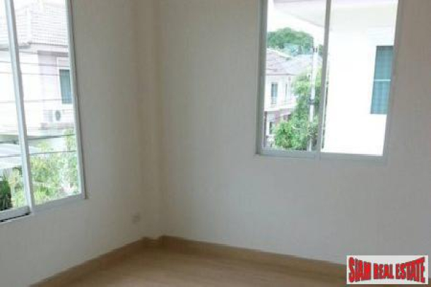 New Cozy Three Bedroom in Pa Pong, Chiang Mai-11