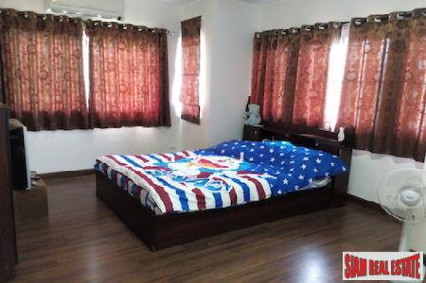 Three Bedroom Home for Sale in Nice Development, San Pu Loei, Chiang Mai-10
