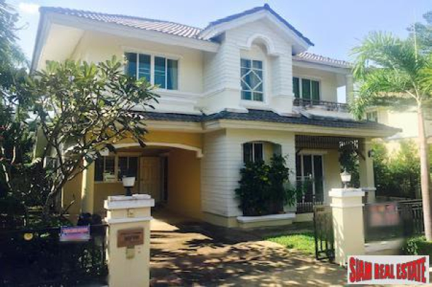 Elegant Three Bedroom Home for Sale in Quiet Development, Chiang Mai-1