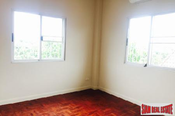 Three Bedroom on Large Lot in Hang Dong, Chiang Mai-9
