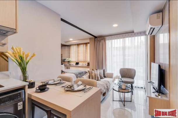 Newly Completed Luxury Low Rise Development in One of the Most Prestigious Locations in Asoke, Bangkok - Last 2 Bed Duplex Units-17