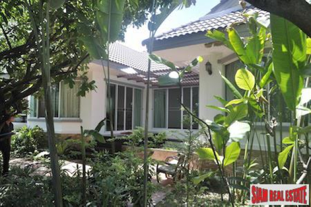 Charming Three Bedroom Near the Airport in Suthep, Chiang Mai-1