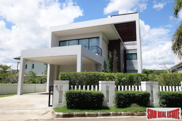 Modern Luxury House with Lake View in Nam Phrae, Chiang Mai-1