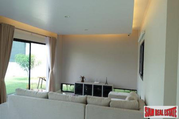 Modern Luxury House with Lake View in Nam Phrae, Chiang Mai-4