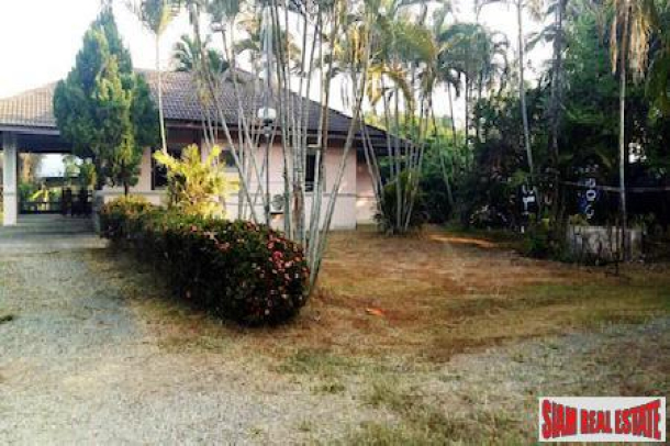 Small Thai House on a  Large Land Plot in Rong Wua Daeng, Chiang Mai-4