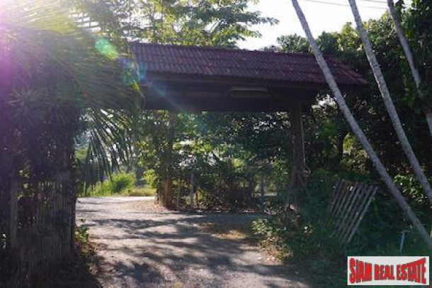 Small Thai House on a  Large Land Plot in Rong Wua Daeng, Chiang Mai-8