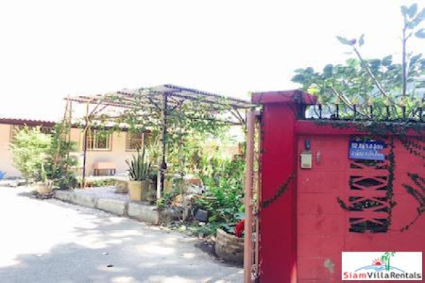 Thai Style House with Large Yard in Suthep, Chiang Mai-12