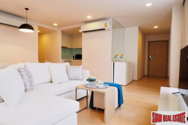 LIV@49 | Three Bedroom Spacious Apartment for Rent with Two Balconies near Sukhumvit 49-3