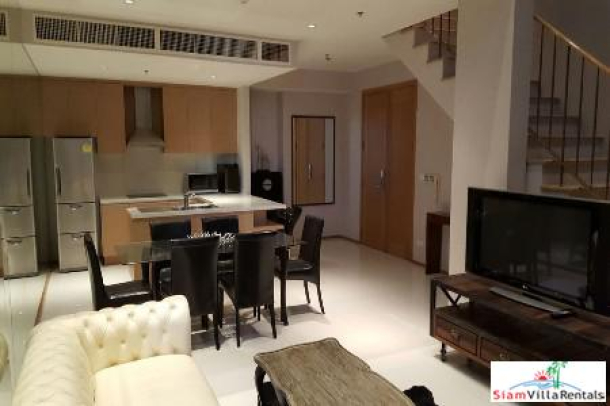 The Emporio Place | Furnished One Bedroom in a Great Location at Sukhumvit 24-7