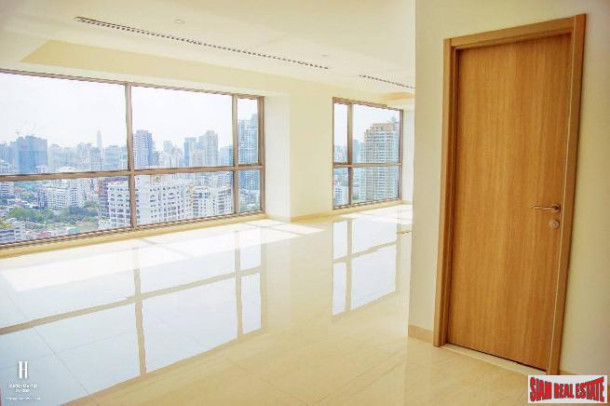 Luxurious and Spacious 4 Bed Deluxe Duplex Penthouse with City Views at Sukhumvit 43 - 22% Discount!-4