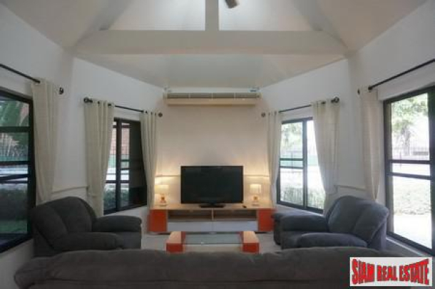 Large 5 Bedrooms Private Pool Villa for Sale Pattaya-12