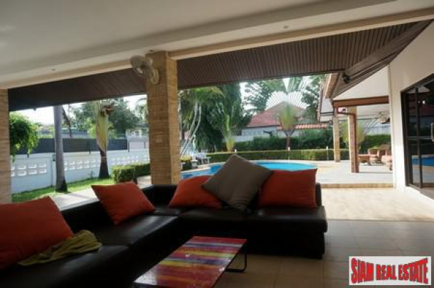 Large 5 Bedrooms Private Pool Villa for Sale Pattaya-13