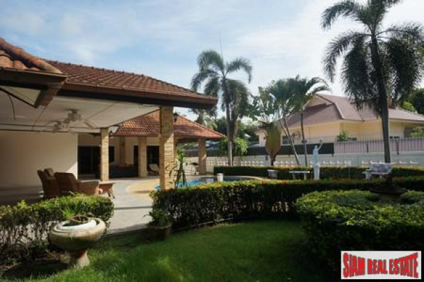 Large 5 Bedrooms Private Pool Villa for Sale Pattaya-3