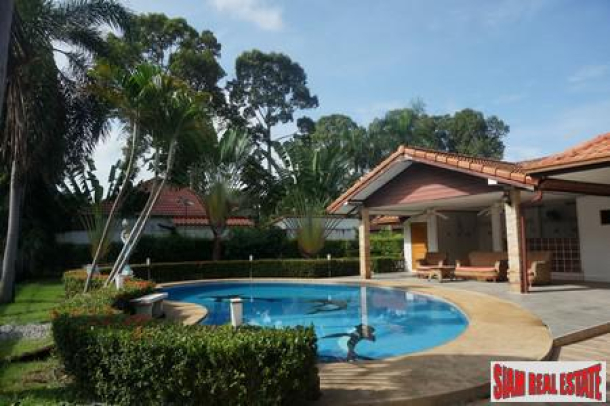 Large 5 Bedrooms Private Pool Villa for Sale Pattaya-4