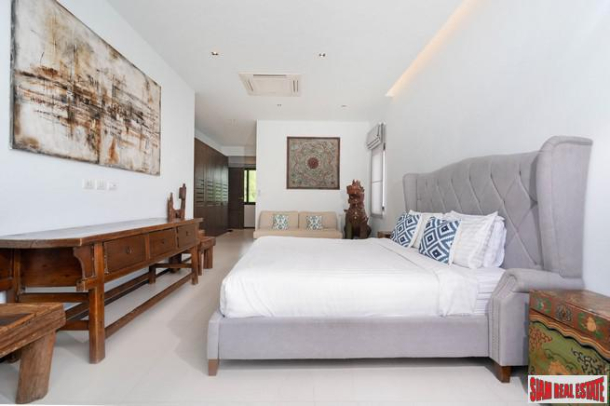 Modern Three Bedroom Pool Villa in Rawai for Sale-17