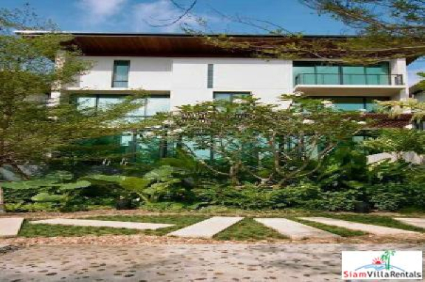 Elegant and Modern Four Storey House with Private Pool for Rent in Ekkamai, Bangkok-11
