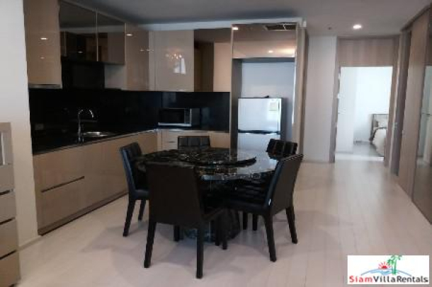 Noble Ploenchit | Contemporary and Spacious Two Bedroom Condo for Rent in Lumphini-6