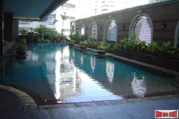 Asoke Place Condominium | Luxurious Decorated Two Bedroom in a Fantastic Location on Sukhumvit 21, Bangkok-2