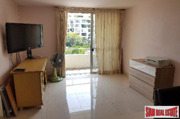 39 Suites | Convenient and Modern Two Bedroom Condo on Sukhumvit 39, Phrom Phong-2