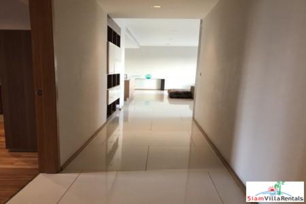 The Emporio Place | Modern Two Bedroom  on Convenient Sukhumvit 24-10