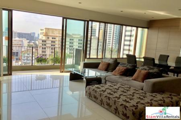 The Emporio Place | Modern Two Bedroom  on Convenient Sukhumvit 24-15