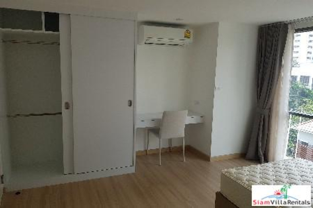 Azure Sukhumvit 39 | Contemporary Two Bedroom Condo for Rent-5