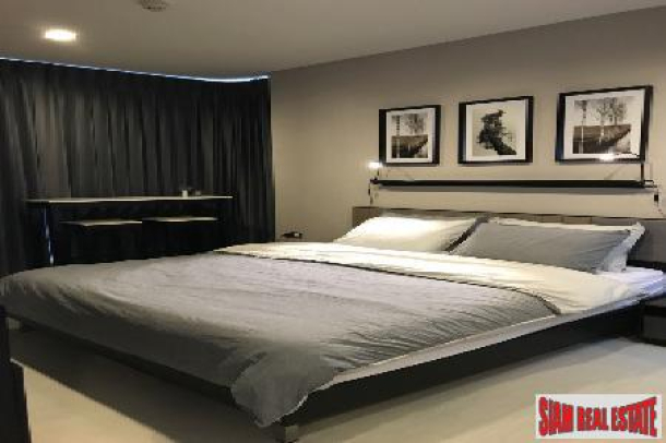 Rhythm Sukhumvit 36-38 | Modern Furnished Two Bedroom Condo for Sale on Sukhumvit 36-8