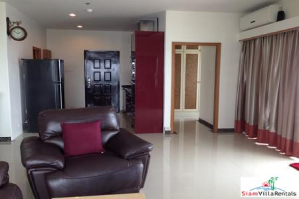 View Talay 8 | Large beautiful 2 Bedroom Corner Unit for Rent on the 19th Floor with Sea View near the Beach at Jomtien-7