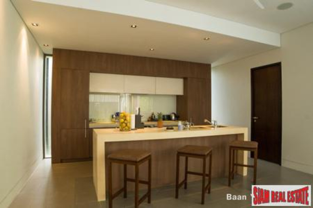 Layan Gardens | Large Three Bedroom Luxurious Condo for Rent-13